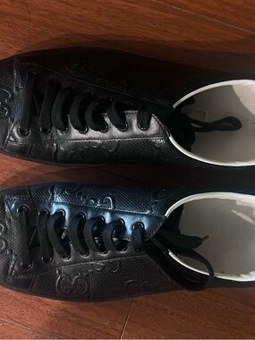 Gucci Black Leather GG Embossed Low-Top Sneakers with White Trim